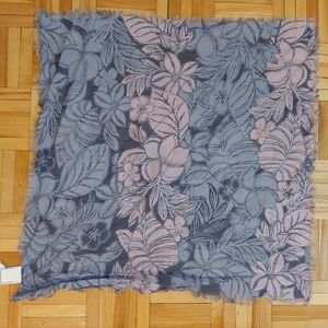 Gap cotton scarf nwt 22×22